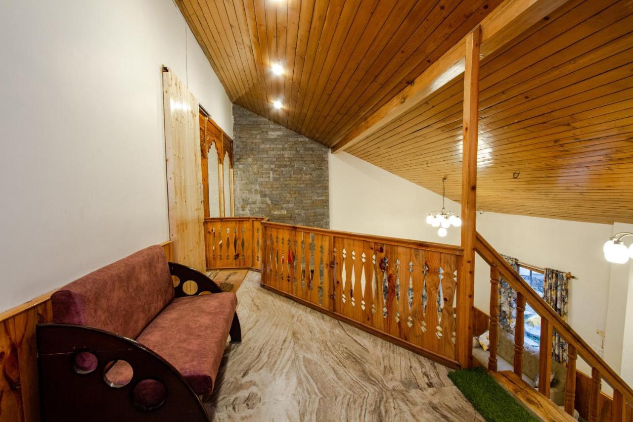 Tales N Trails Hotel Vashist Luaran gambar