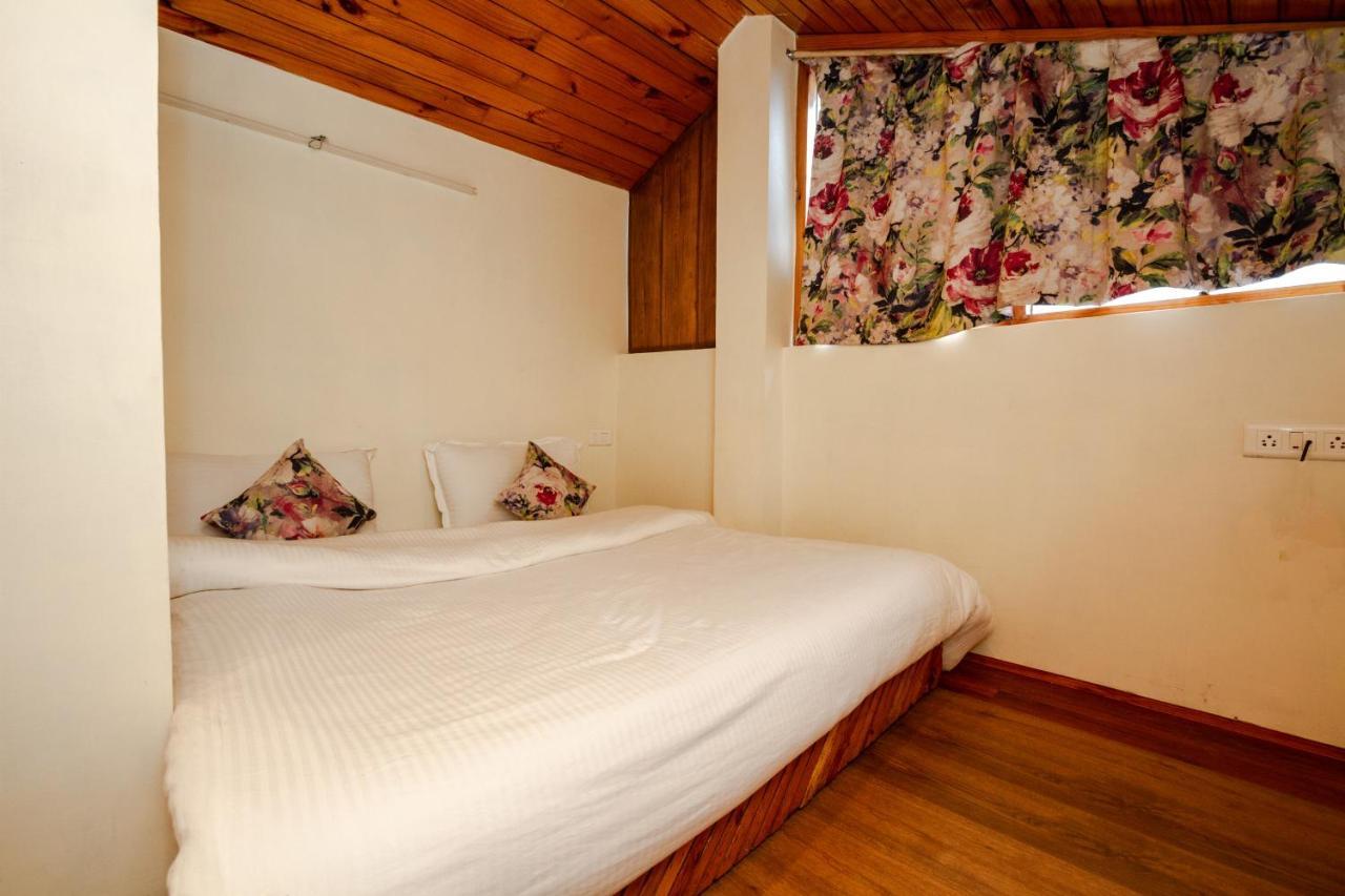 Tales N Trails Hotel Vashist Luaran gambar