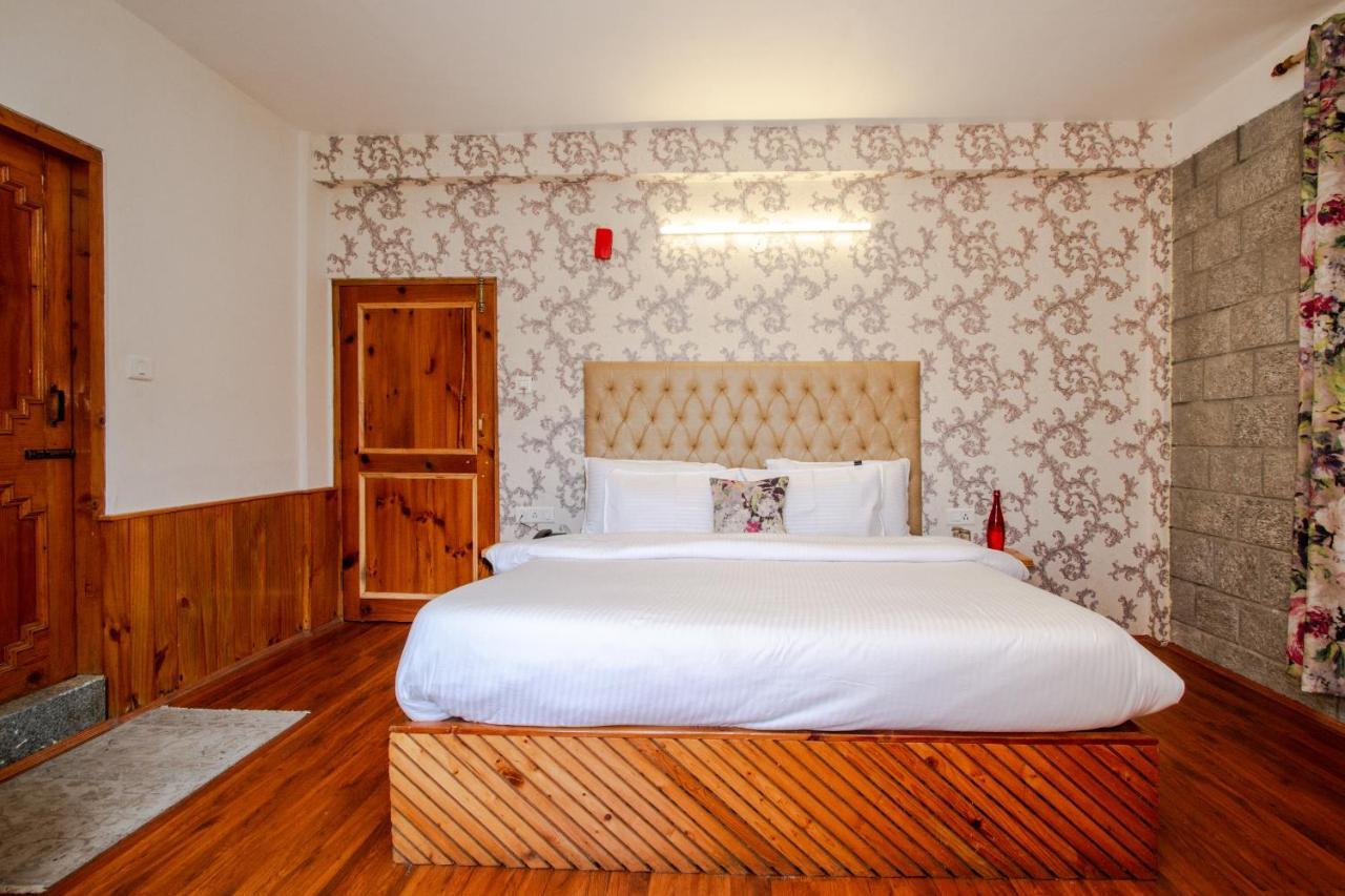 Tales N Trails Hotel Vashist Luaran gambar
