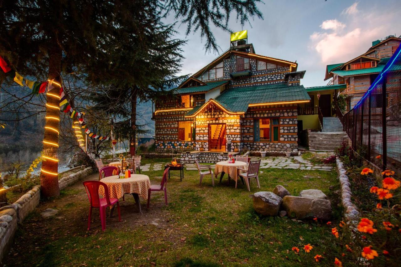 Tales N Trails Hotel Vashist Luaran gambar